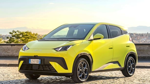 BYD DOLPHIN SURF 