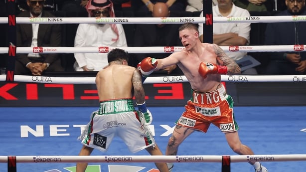 LAS VEGAS, NEVADA - SEPTEMBER 13: Callum Walsh (R) throws a punch at Fernando Vargas Jr. (L) in their light middleweight bout during Netflix's Canelo v Crawford Fight Night at Allegiant Stadium on September 13, 2025 in Las Vegas, Nevada. (Photo by Harry How/Getty Images for Netflix)