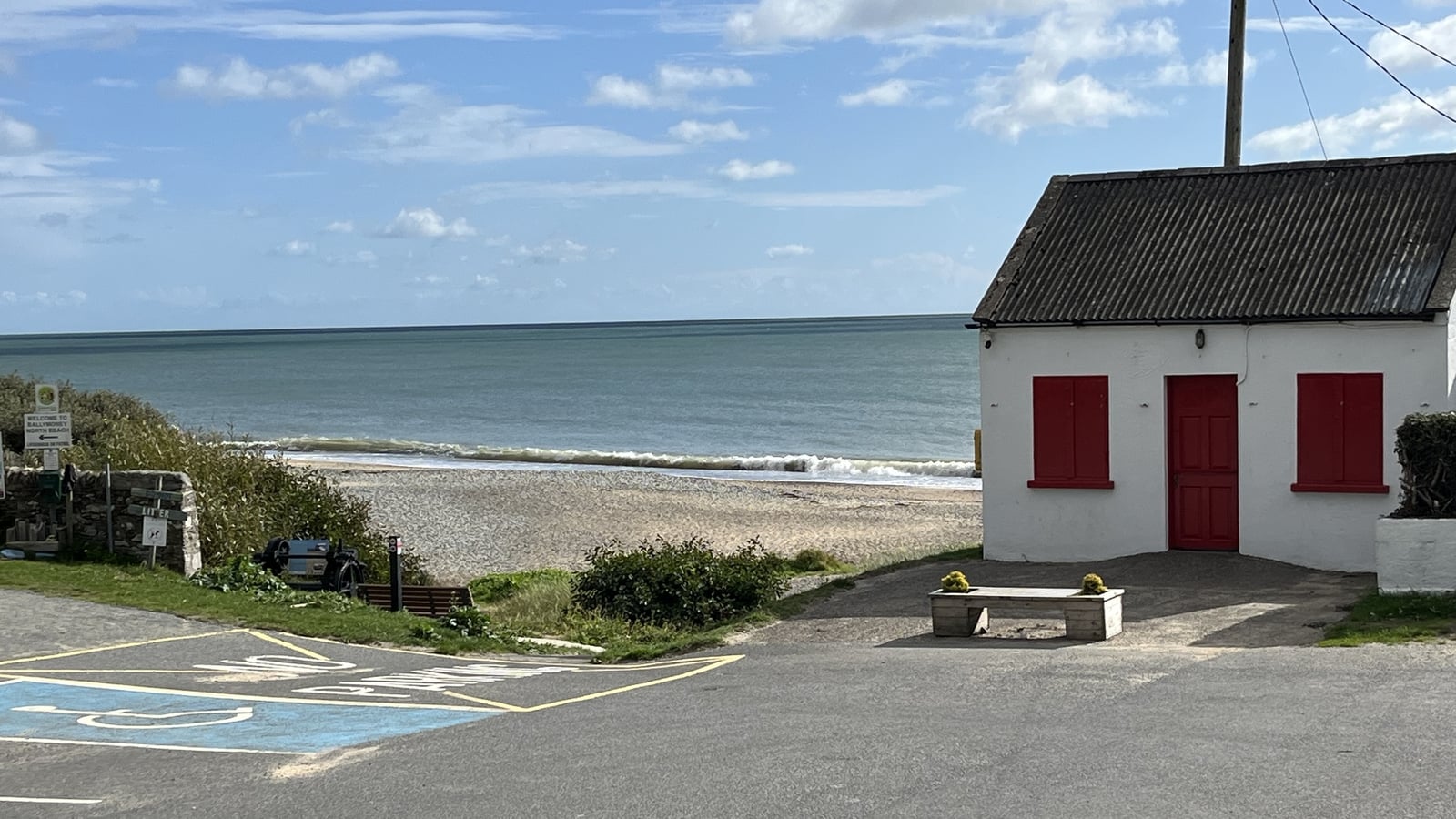 Mami Siarly strolling confidently