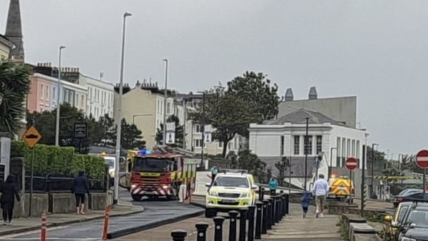 Rescue services in Dún Laoghaire/ swimmer rescue