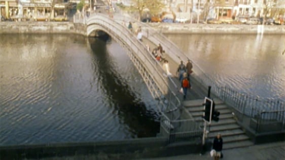 The Ha'penny Bridge in Dublin, 1980.