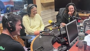 Laura Pakenham, Seán Óg Mac Seoin agus Caoimhe Ní Chonghaile, ár bpaineál.  show image