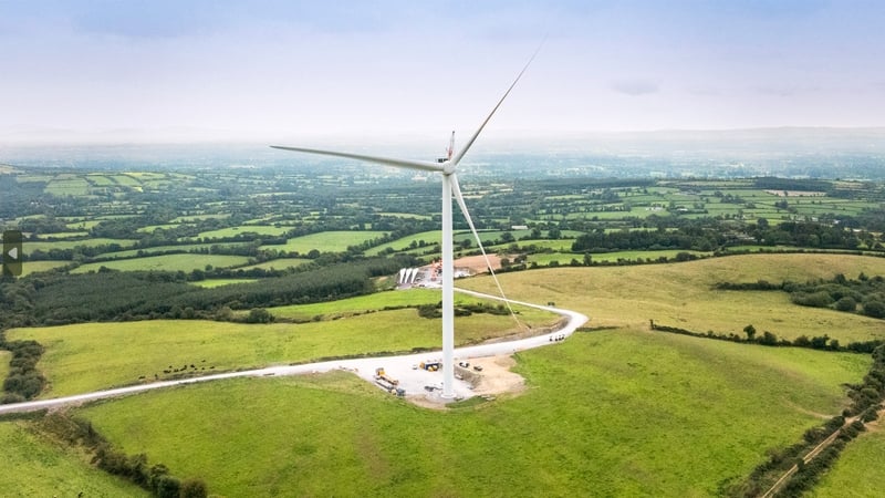 Farranrory Wind Farm is the first development in the world to incorporate road markers made from recycled turbine blades