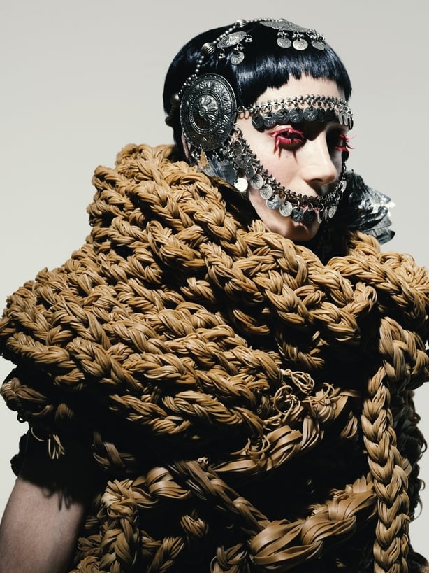 Model wearing Ayham Hassan