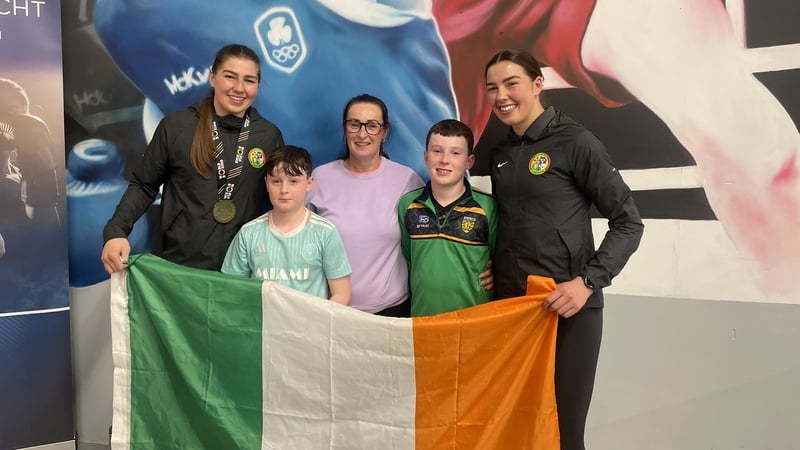 Castlerea Boxing Club welcomes Aoife and Lisa O'Rourke home