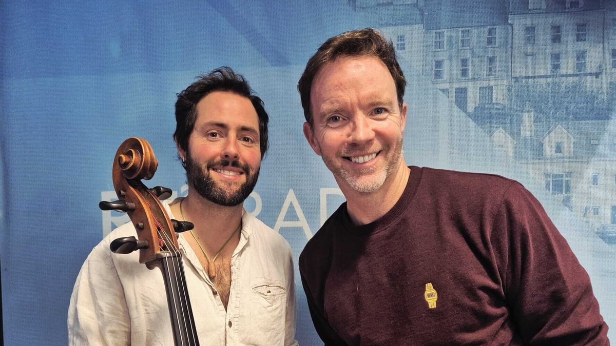 Cottage Cellist Patrick Dexter