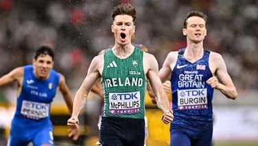 McPhillips storms into 800m World final in NR time