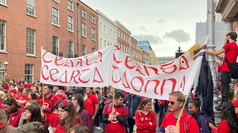 Ghlac na mílte páirt sa mhór agóid náisiúnta CEARTA inniu, ar son na Gaeilge agus ar son na Gaeltachta