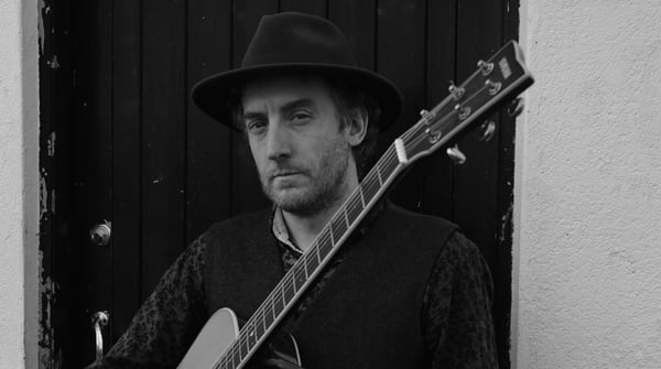 Landscape shot of Scottish singer Cuan
