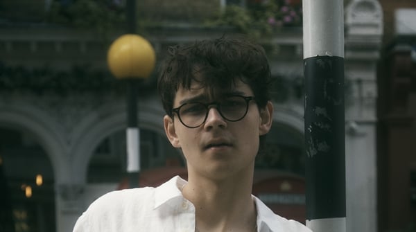 Landscape shot of recording artist benjamin Steer