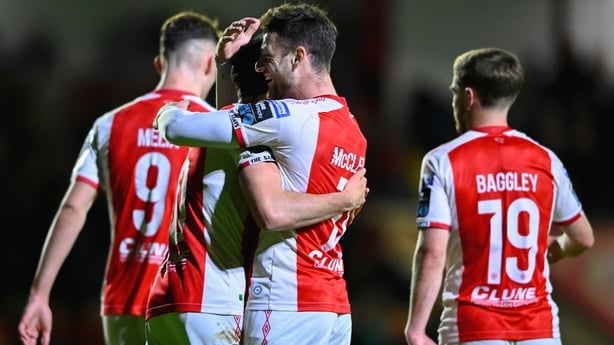 22 September 2025; Kian Leavy of St Patrick's Athletic, centre, celebrates with team-mates after scoring his side's fourth goal during the SSE Airtricity Men's Premier Division match between St Patrick's Athletic and Cork City at Richmond Park in Dublin. Photo by Shauna Clinton/Sportsfile