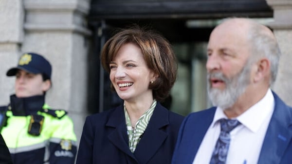 Photo shows the independent presidential candidate Maria Steen with Michael Healy Rae