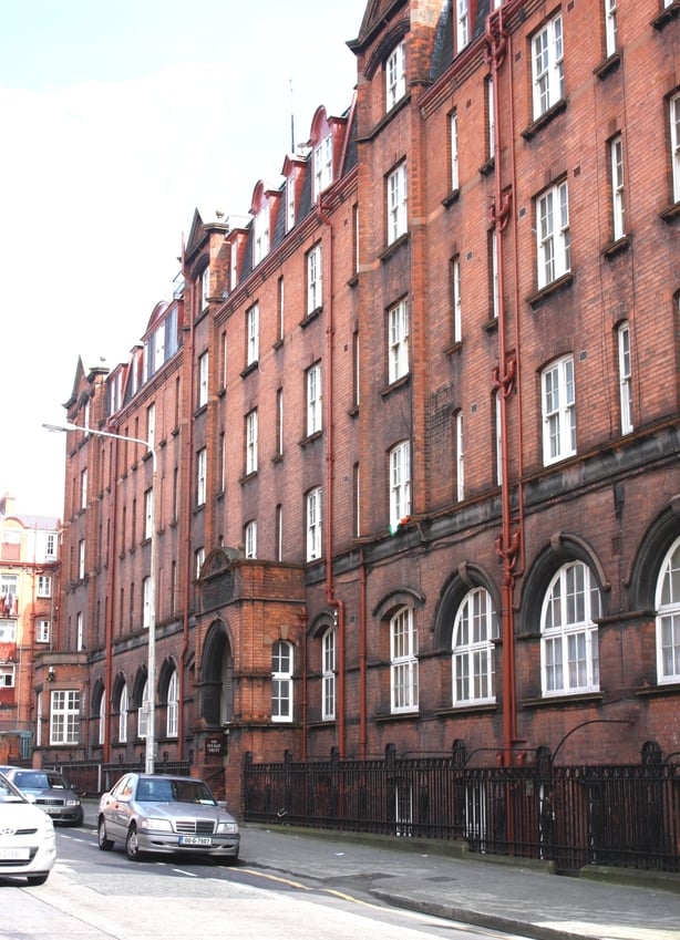 IVEAGH HOSTEL Bride Road Dublin 8