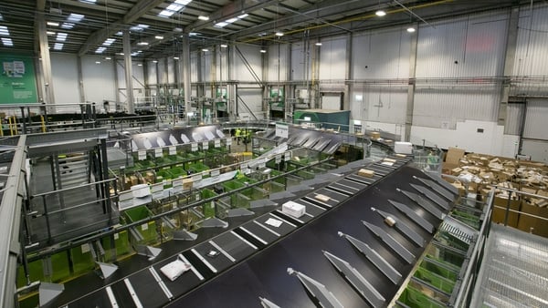 Dublin parcel hub - RollingNews