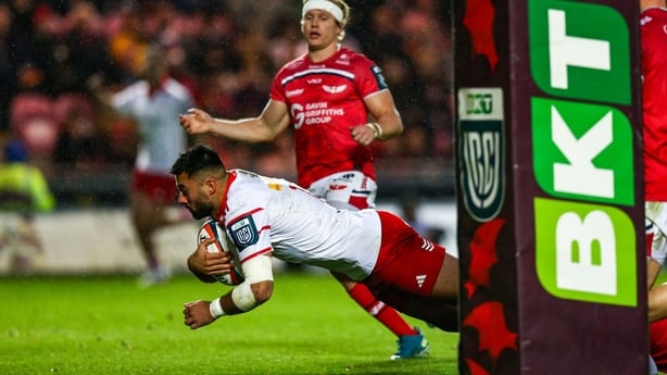 27 September 2025; Dan Kelly of Munster goes over for a try during the United Rugby Championship match between Scarlets and Munster at Parc Y Scarlets in Llanelli, Wales. Photo by Gruff Thomas/Sportsfile