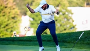 Shane Lowry's Dad is Celebrating show image