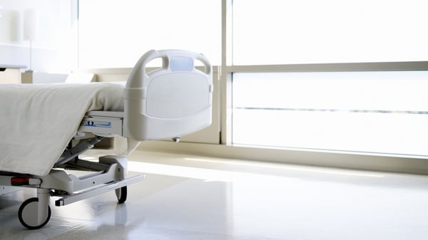 An empty hospital bed