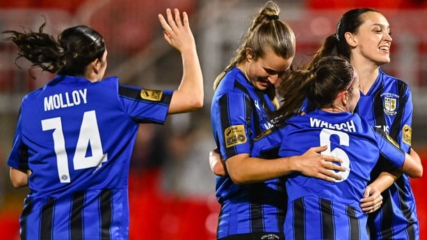 1 October 2025; Kayleigh Shine of Athlone Town, right, celebrates with team-mates after scoring ther side's first goal during the SSE Airtricity Women's Premier Division match between Cork City and Athlone Town at Turner's Cross in Cork. Photo by Piaras Ó Mídheach/Sportsfile