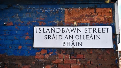 Súil ag Gaeil Bhéal Feirste nach in íochtar a bheas a dteanga choíche arís