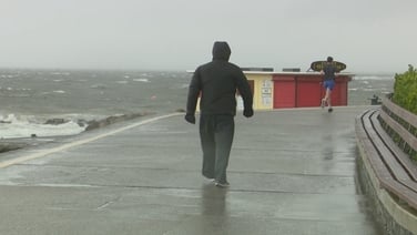 Strong winds in Salthill as Orange warning issued for parts of the country