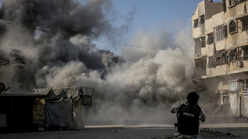 Trump ag bagairt tine agus ruibh san áit a bhfuil siad cheana: Cathair Gaza, 3 Deireadh Fómhair 2025