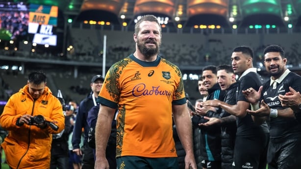 Australia's James Slipper (C)