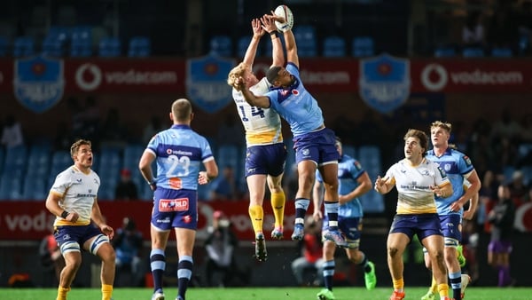4 October 2025; Tommy O’Brien of Leinster and Stravino Jacobs of Vodacom Bulls contest a high ball during the United Rugby Championship match between Vodacom Bulls and Leinster at Loftus Versfeld Stadium in Pretoria, South Africa. Photo by Shaun Roy/Sport