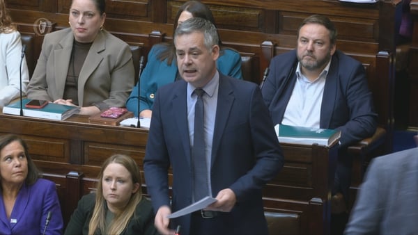 Pearse Doherty addresses the Dáil chamber
