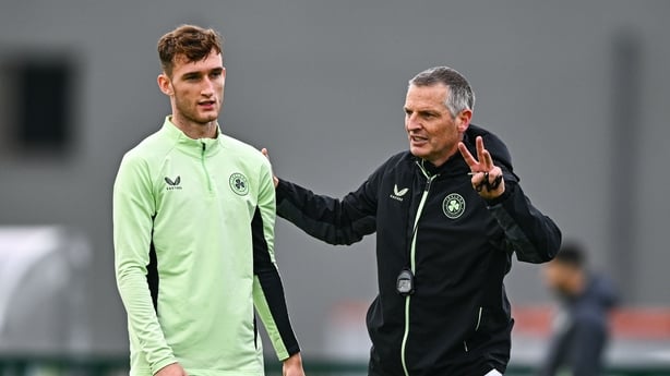 7 October 2025; Manager Jim Crawford and Mason Melia during a Republic of Ireland U21's training session at the FAI National Training Centre in Abbotstown, Dublin. Photo by Tyler Miller/Sportsfile