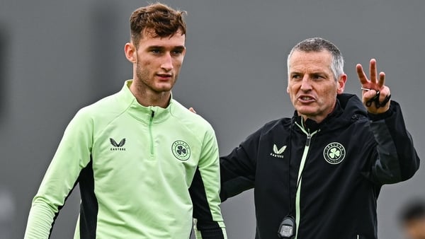 7 October 2025; Manager Jim Crawford and Mason Melia during a Republic of Ireland U21's training session at the FAI National Training Centre in Abbotstown, Dublin. Photo by Tyler Miller/Sportsfile