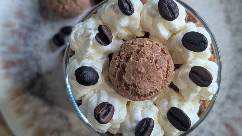 Max Bagliani's panna cotta al caffè & amaretti