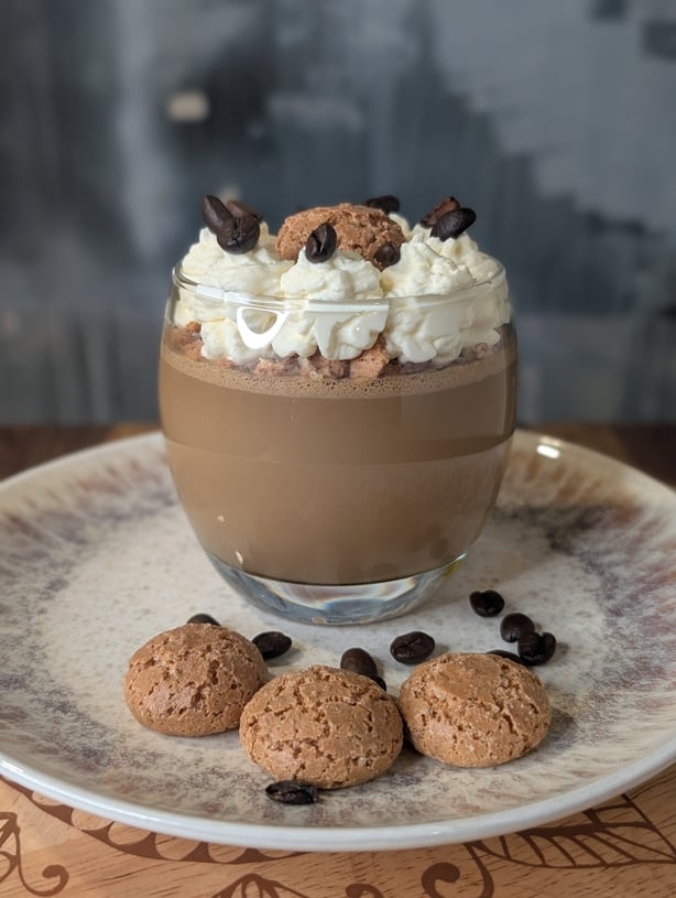 Max Bagliani's panna cotta al caffè & amaretti