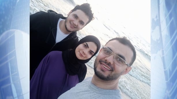Manal Waleed and their brother Mahmoud at a beach