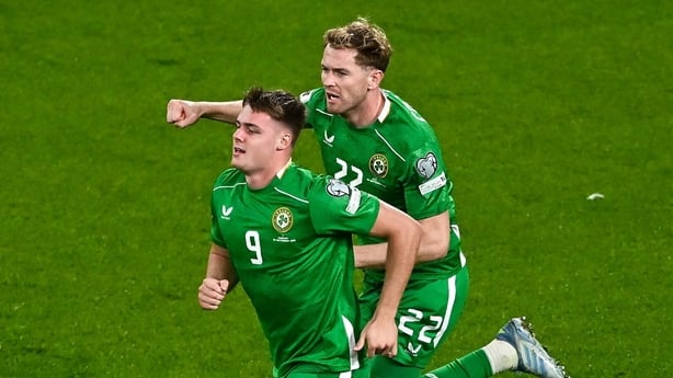 6 September 2025; Evan Ferguson of Republic of Ireland, left, celebrates with team-mate Nathan Collins after scoring their side's first goal with during the FIFA World Cup 2026 Group F qualifying match between Republic of Ireland and Hungary at the Aviva Stadium in Dublin. Photo by Piaras Ó Mídheach