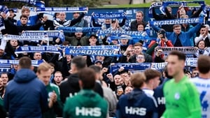 Photographer assaulted by FC Schalke 04 fans in Dublin show image