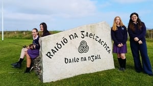 Mallaidh Ní Bheolain, Róisín Ní Riordáin, Lauren Brett agus Cianna Nic Sheoin show image
