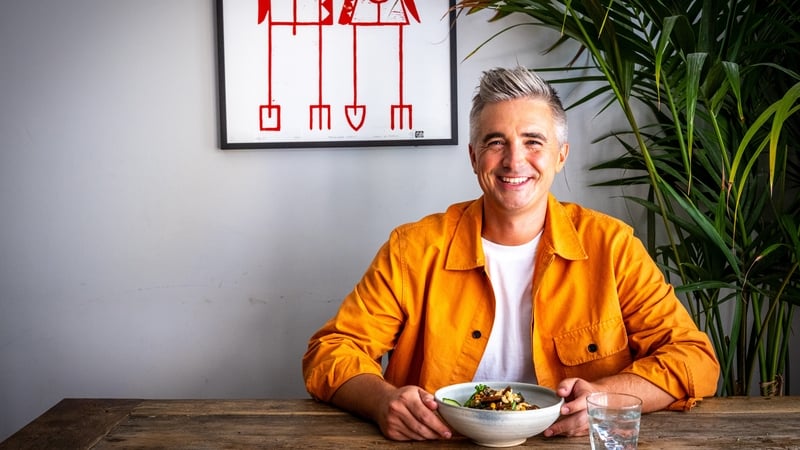 Donal's Real Time Recipes: Cheat's Dan Dan Noodles