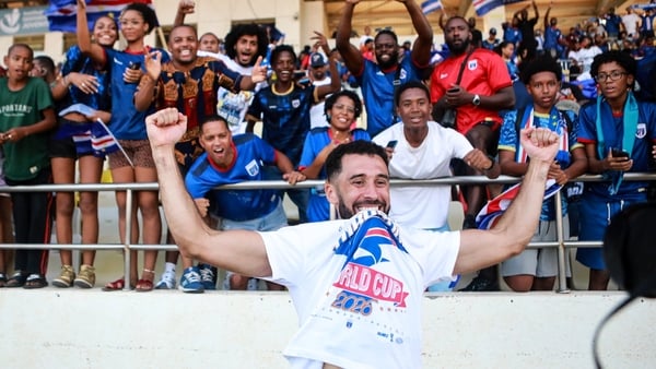 Roberto Lopes of Cape Verde celebrates his side's qualification for the 2026 FIFA World Cup with supporters after the FIFA World Cup 2026 African qualifying match between Cape Verde and Eswatini at Estádio Nacional de Cabo Verde in Praia, Cape Verde