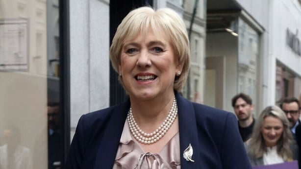 Heather Humphreys Canvassing in dublin
