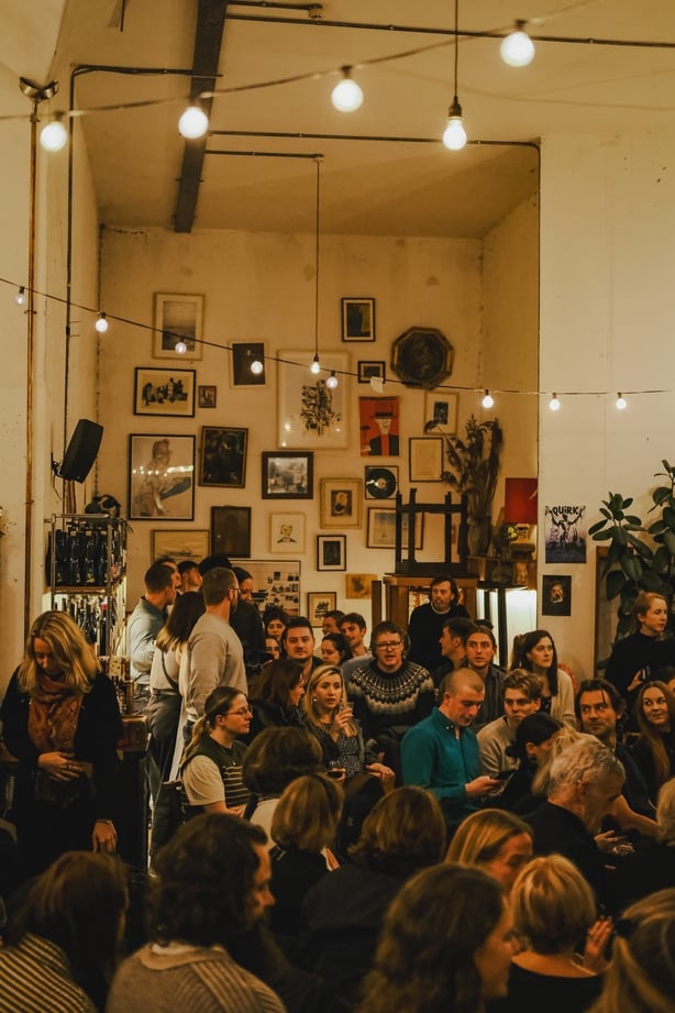 A full audience at a storytelling night