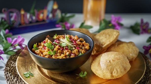 Chana Poori