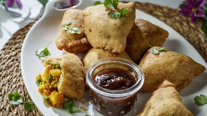 Lina's vegetarian samosa