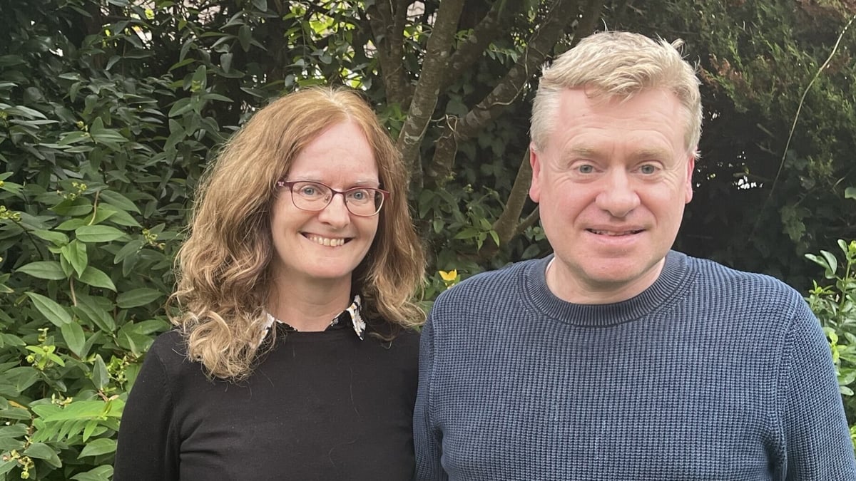 Anthony Barrett agus Caitríona Ní Laoire