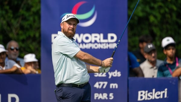NEW DELHI, INDIA - OCTOBER 16: Shane Lowry of Ireland tees off on hole 8 on day one of the DP World India Championship 2025 at Delhi Golf Club on October 16, 2025 in New Delhi, India. (Photo by Jason Butler/Getty Images)