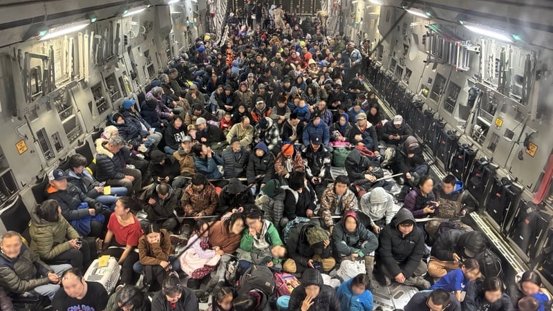 Hundreds of people are moved by air from Bethel in Alaska (Pics: Alaska National Guard)
