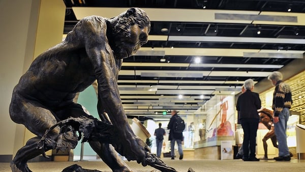 :The Smithsonian Museum of Natural History life-sized bronze scultpures depicting life in neanderthal times