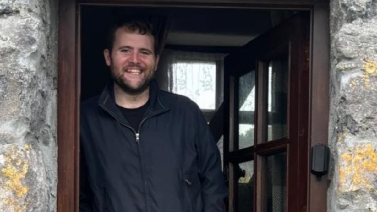 Emmet de Barra, oifigeach de chuid coiste na féile, 'Splanc'.