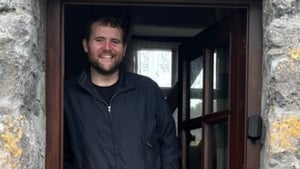 Emmet de Barra, oifigeach de chuid coiste na féile, 'Splanc'. show image