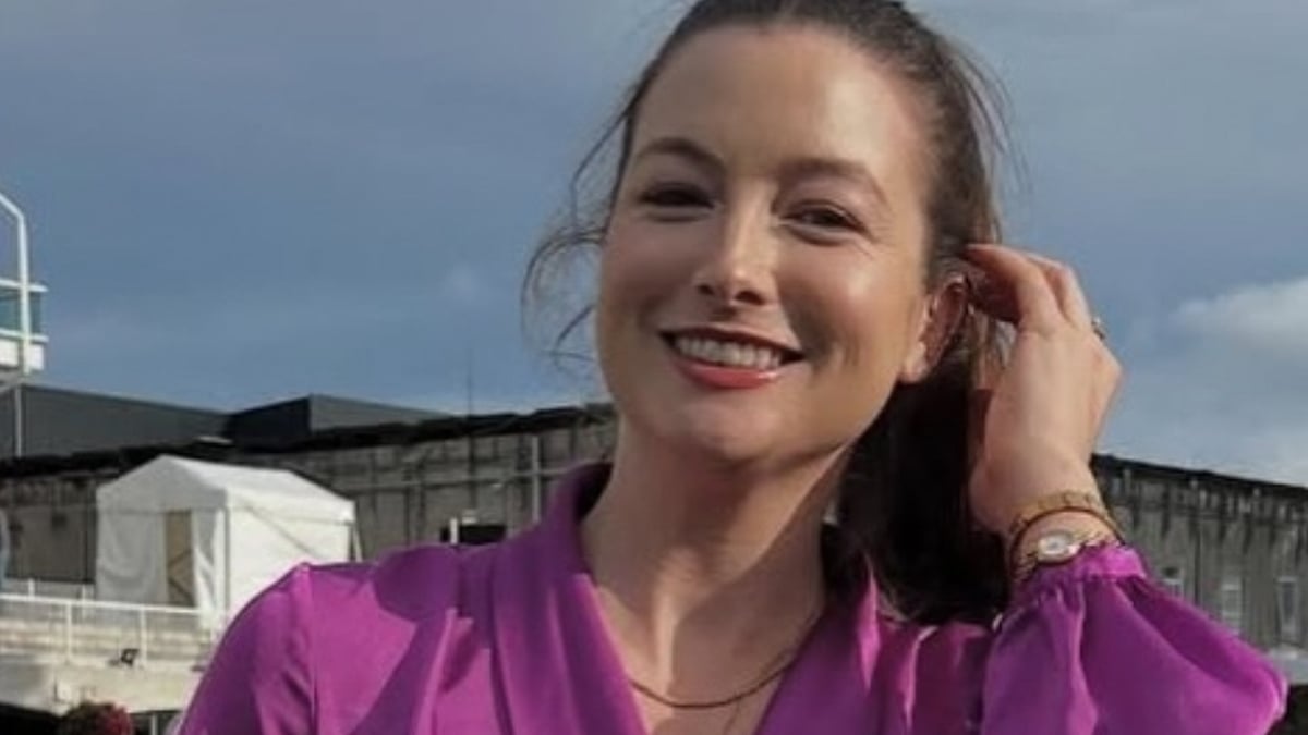 Meghann Scully, craoltóir.