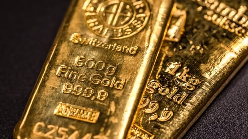 There are still good reasons to view gold as a better long run investment. Photo: Getty Images